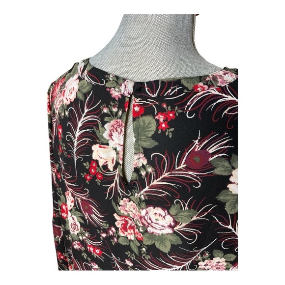 LOFT Ann Taylor- Black & red floral loose fit blouse 3/4 sleeve top size M - Picture 4 of 9